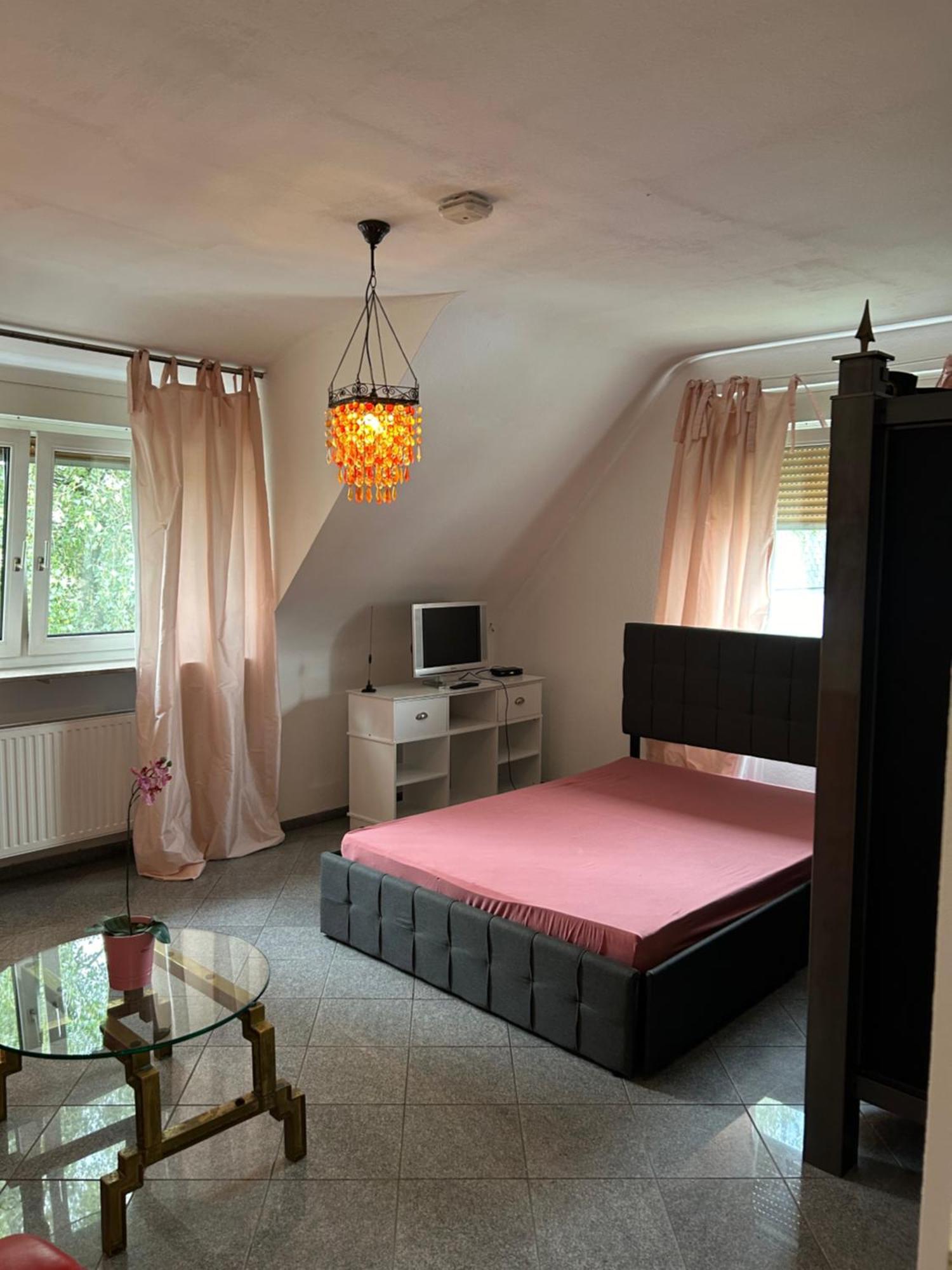 Im Duesseldorfer Norden Düsseldorf
